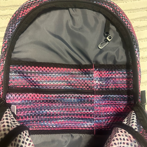 Adidas Mesh Patterned Backpack - Picture 3 of 9